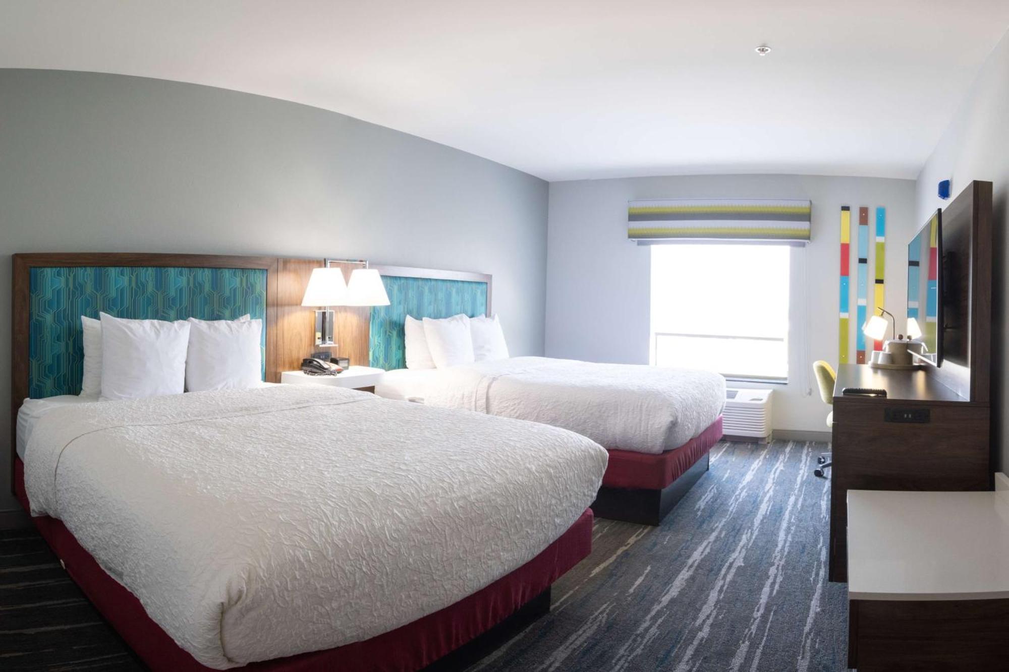 Hampton Inn And Suites Dallas/Lewisville-Vista Ridge Mall Bagian luar foto
