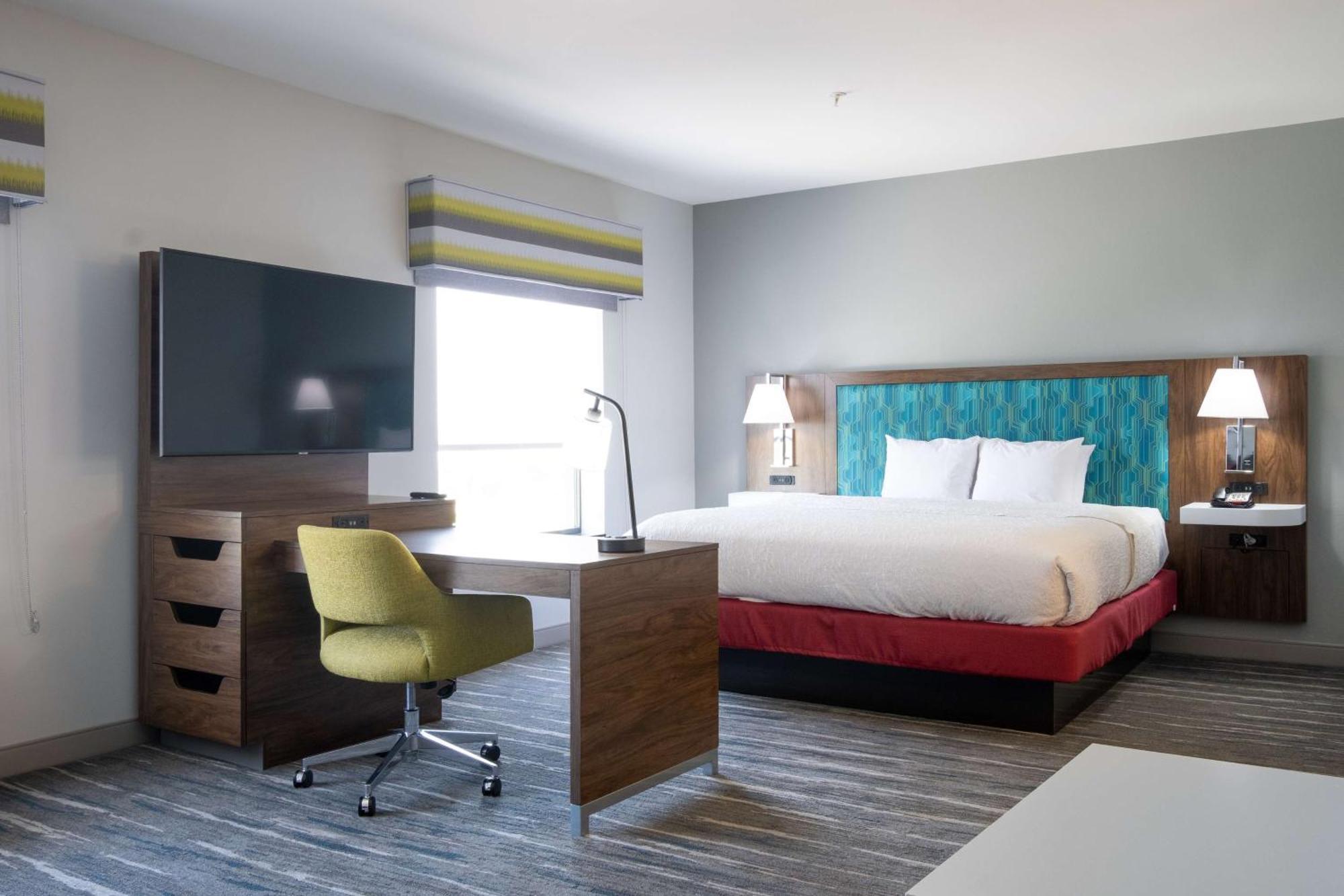 Hampton Inn And Suites Dallas/Lewisville-Vista Ridge Mall Bagian luar foto